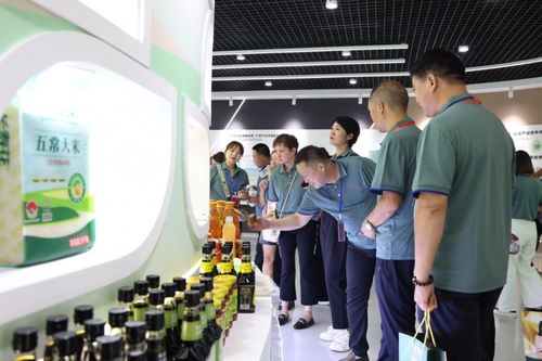 星聚合力 創贏未來 長壽花第七屆全國經銷商大會暨營銷精英頒獎盛典圓滿落幕